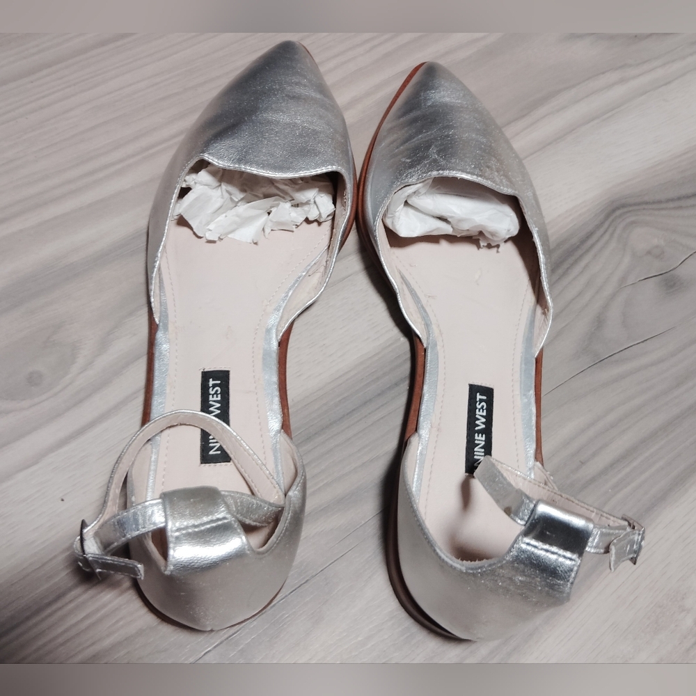 Nine West Oriona Pointed Toe Ankle Strap Slide Flats Sz- 10 1/2 - Picture 3 of 8